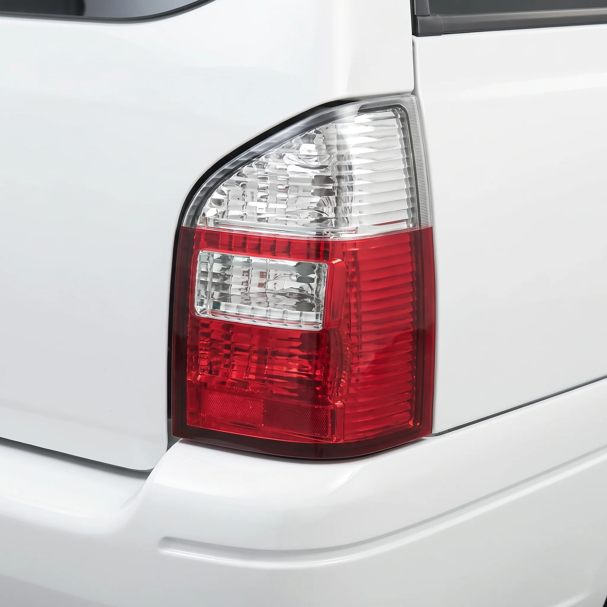 Ford Falcon BA Wagon (2002 - 2003) OEM Style Tail Lights LH + RH - Image 2