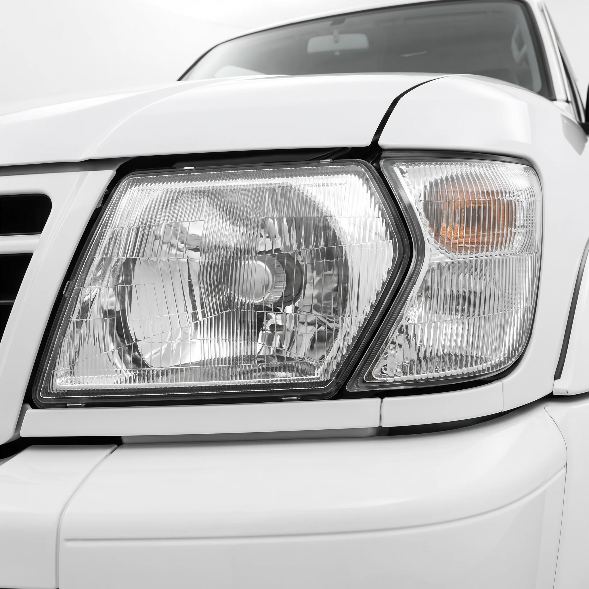 Nissan Patrol GU Y61 / TY61 (1997 - 2001) Headlights LH + RH - Image 3