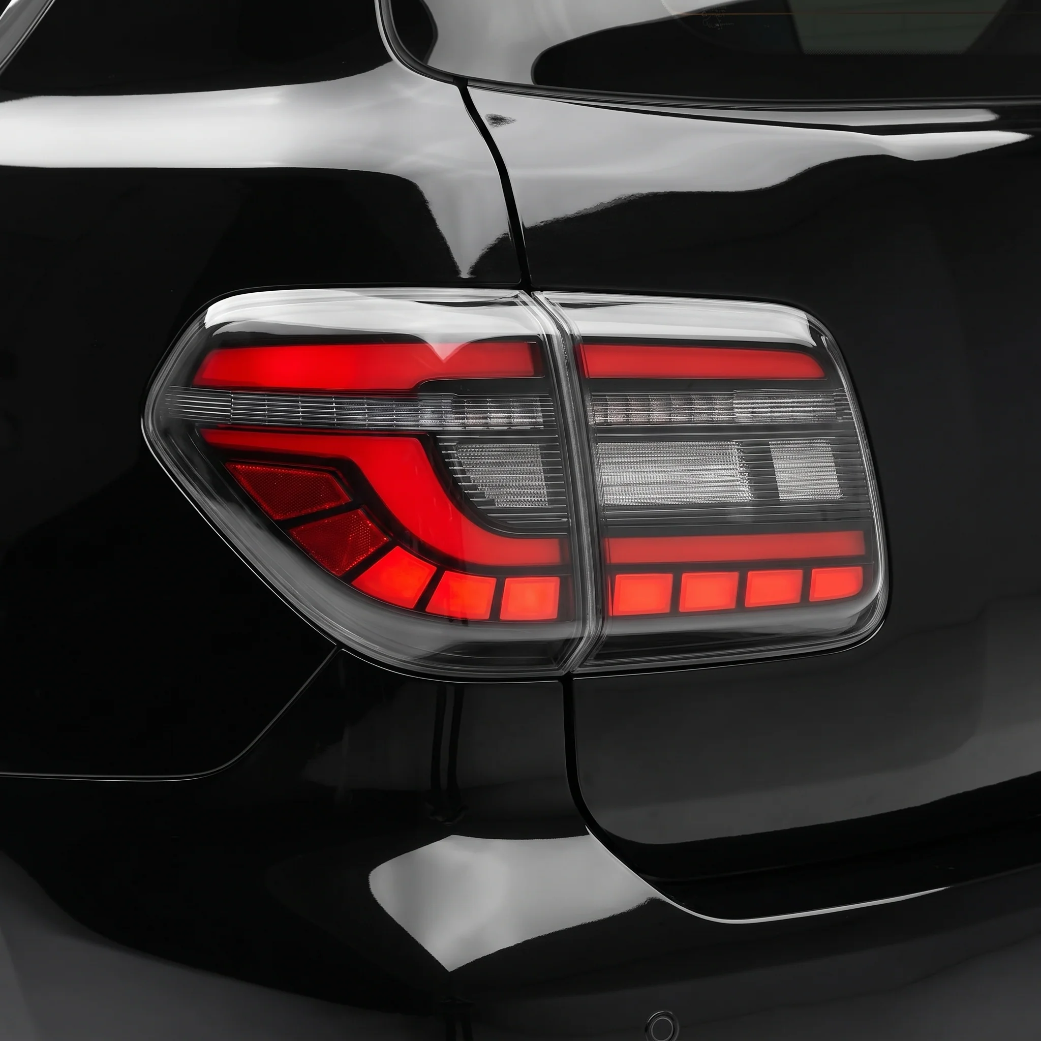 Nissan Patrol Y62 (2012 - 2019) Smoked Sequential Full LED Tail Lights LH + RH - Image 2