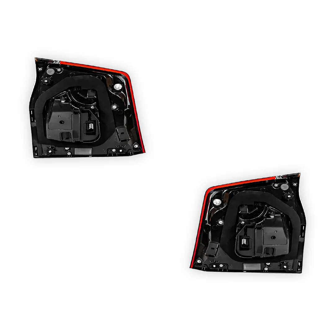 Toyota LandCruiser 200 Series 3 (2015 - 2021) Genuine Rear Garnish Tail Lights LH + RH - Image 3